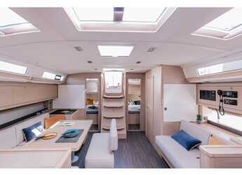 Alquilar velero en Olympic Marine - Dufour 470 (4+1)