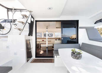 Rent a catamaran in Alimos Marina - Lagoon 42