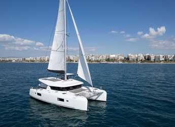 Rent a catamaran in Alimos Marina - Lagoon 42