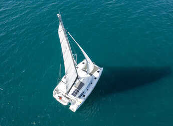 Rent a catamaran in Alimos Marina - Lagoon 42