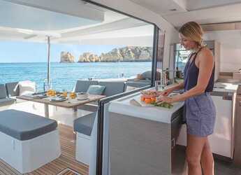 Rent a catamaran in Fort Burt Marina - Fountaine Pajot Elba 45
