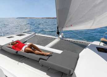 Rent a catamaran in Fort Burt Marina - Fountaine Pajot Elba 45