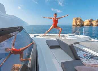 Rent a catamaran in Fort Burt Marina - Fountaine Pajot Elba 45