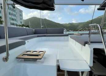 Rent a catamaran in Fort Burt Marina - Fountaine Pajot Elba 45