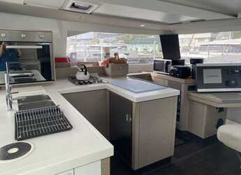 Rent a catamaran in Fort Burt Marina - Fountaine Pajot Astrea 42