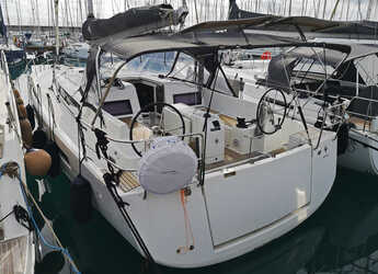 Rent a sailboat in Marina Cala de Medici - Sun Odyssey 440 - 4 cabine - 2 bagni