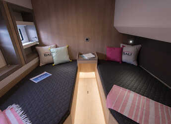 Alquilar catamarán en Porto Olbia - Bali 5.4