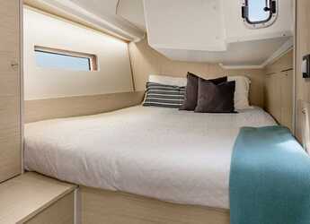 Chartern Sie segelboot in Marina di San Vicenzo - Oceanis 40.1