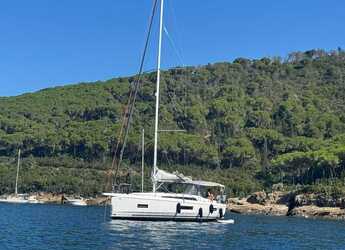 Chartern Sie segelboot in Marina di San Vicenzo - Oceanis 40.1