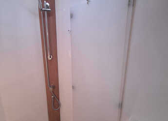 Chartern Sie segelboot in Marina Cala de Medici - Dufour 530