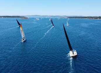 Alquilar velero en Marine Pirovac - Elan E6