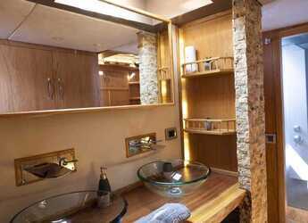 Rent a catamaran in Nea Peramos - Long Island