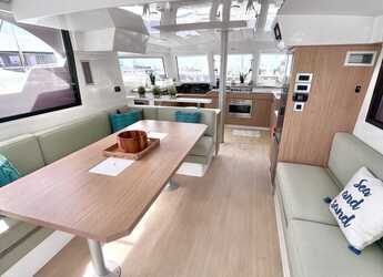 Chartern Sie katamaran in Maya Cove, Hodges Creek Marina - Bali Catspace OW