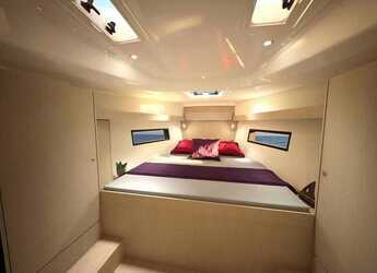 Rent a sailboat in Real Club Náutico de Palma - Bavaria C38