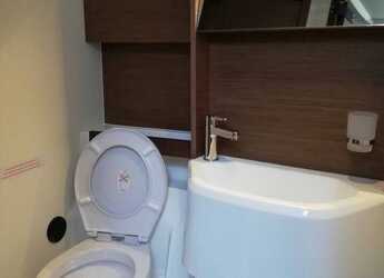 Rent a sailboat in Marina di Portorosa - Oceanis 51.1 - 5 + 1 cab.