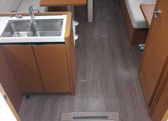 Alquilar velero en Marina di Cannigione - Sun Odyssey 380