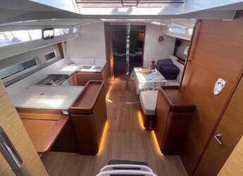 Alquilar velero en Marina di Cannigione - Sun Odyssey 440 - 4 cab.