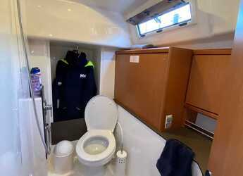 Rent a sailboat in Marina Imbat - Bavaria 34 Cruiser