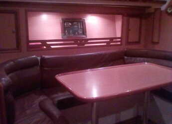 Rent a sailboat in Poros Marina - Ocean Star 51.1