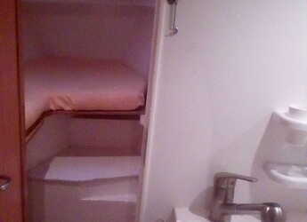 Rent a sailboat in Poros Marina - Ocean Star 51.1