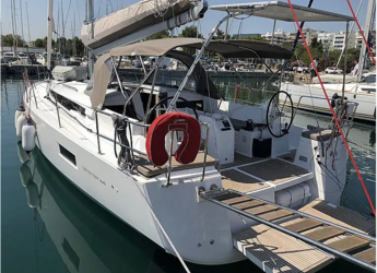 Rent a sailboat in D-Marin Marina Lefkas - Sun Odyssey 440 - 4 cab.