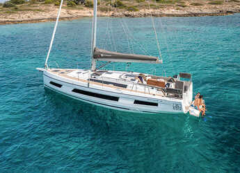 Chartern Sie segelboot in Marina Gouvia - Dufour 41 - 3 cab.