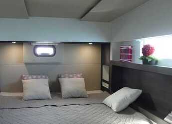 Rent a catamaran in Anse Marcel Marina (Lonvilliers) - Nautitech 40 Open - 4 + 2 cab.