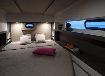 Rent a catamaran in Anse Marcel Marina (Lonvilliers) - Nautitech 40 Open - 4 + 2 cab.