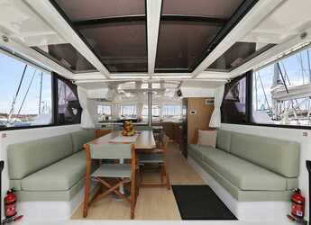 Alquilar catamarán en Marina Baotić - Bali Catspace