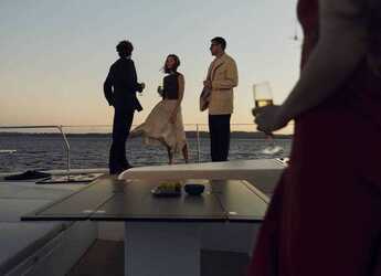 Alquilar catamarán en Marina Kastela - Bali 5.8