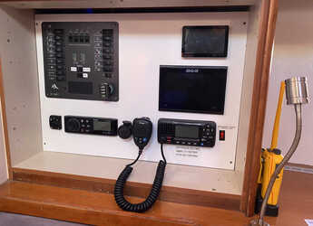 Louer voilier à Veruda - Hanse 430e