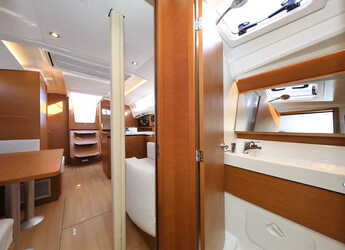 Alquilar velero en Zadar Marina - Sun Odyssey 410