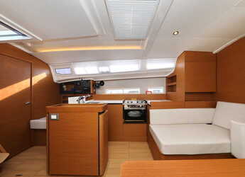 Alquilar velero en Zadar Marina - Sun Odyssey 410