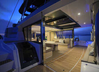 Rent a catamaran in Mykonos Marina - Bali 5.4