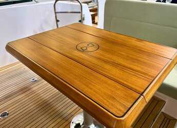 Alquilar lancha en ACI Marina Split - Nimbus 305 Coupe