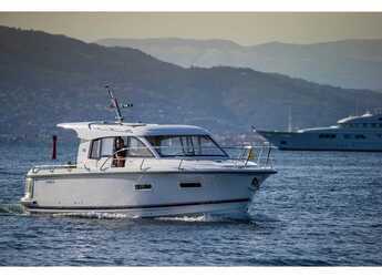 Alquilar lancha en ACI Marina Split - Nimbus 305 Coupe