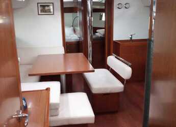 Noleggiare sailboat in Marina di Procida - Oceanis 48 - 5 cab.