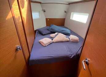 Noleggiare sailboat in Marina di Procida - Sun Odyssey 380 - 3 cab.