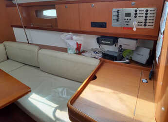 Alquilar velero en Marina Delta Kallithea - Oceanis 43