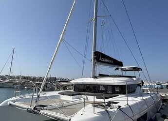 Alquilar catamarán en Marina Delta Kallithea - Lagoon 43