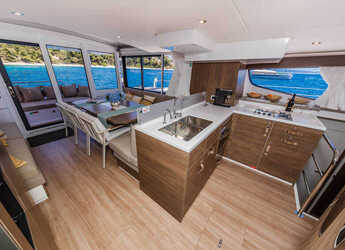 Chartern Sie katamaran in Ece Marina - Bali 4.6