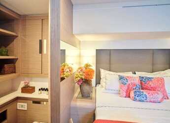 Louer catamaran à Marina Zeas - Fountaine Pajot Alegria 67