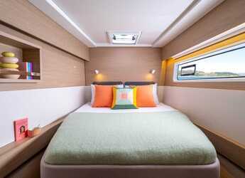 Rent a catamaran in Fort Burt Marina - Lagoon 43 (Owners Version)