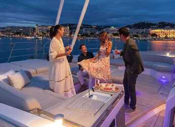 Alquilar catamarán en Alimos Marina - Fountaine Pajot Thira 80