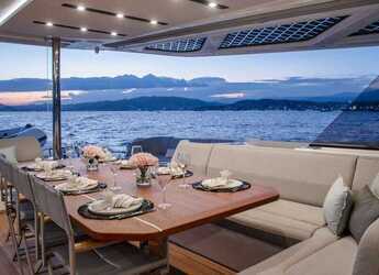 Alquilar catamarán en Alimos Marina - Fountaine Pajot Thira 80