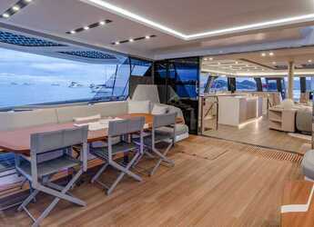 Alquilar catamarán en Alimos Marina - Fountaine Pajot Thira 80