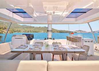 Alquilar catamarán en Alimos Marina - Sunreef 80