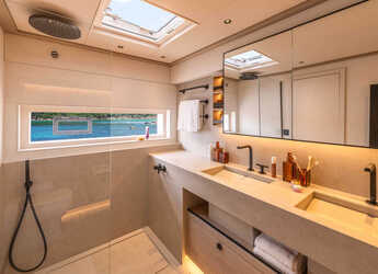 Alquilar catamarán en Nea Peramos - Lagoon Eighty2