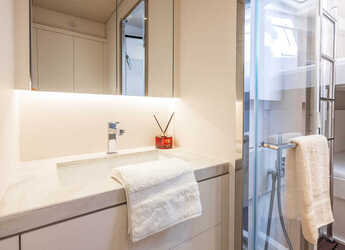 Alquilar catamarán en Nea Peramos - Lagoon Eighty2