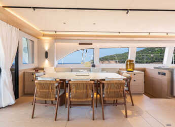 Alquilar catamarán en Nea Peramos - Lagoon Eighty2